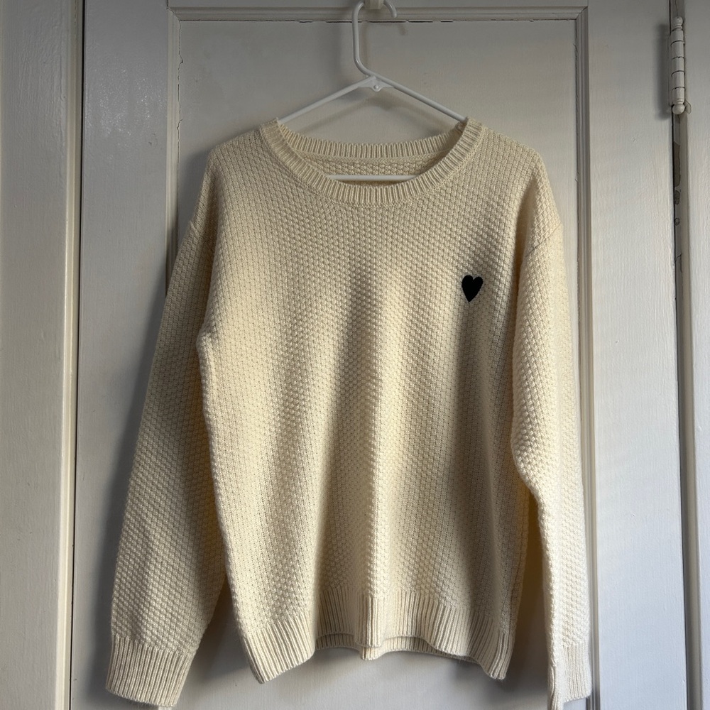 Zaful Cream Ribbed Knit Sweater with Black Label Detail